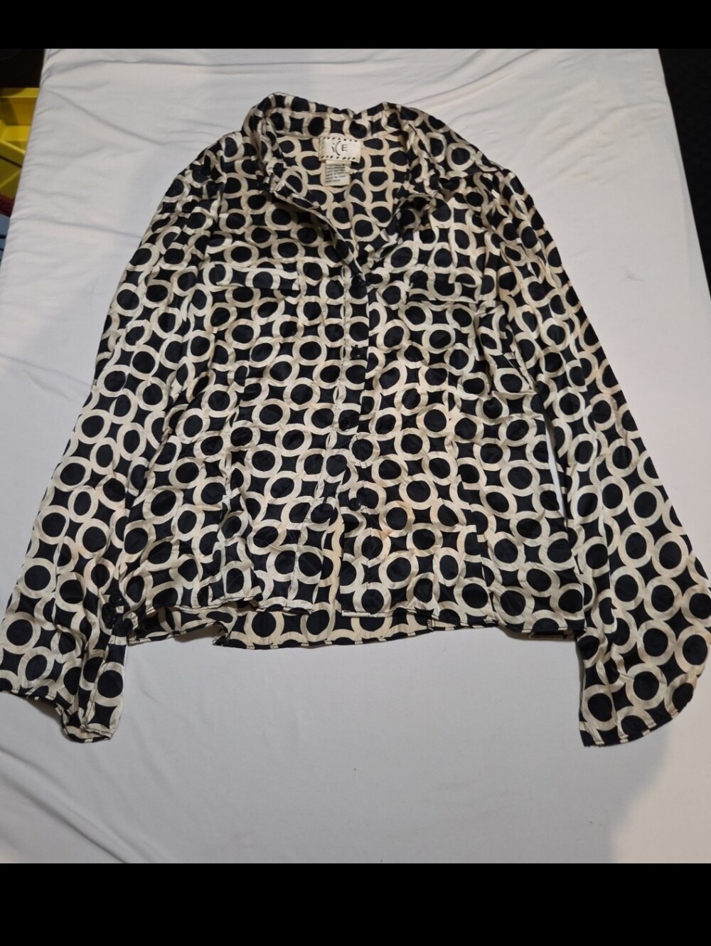 Ie women's size 6 silk circle pattern blouse #06